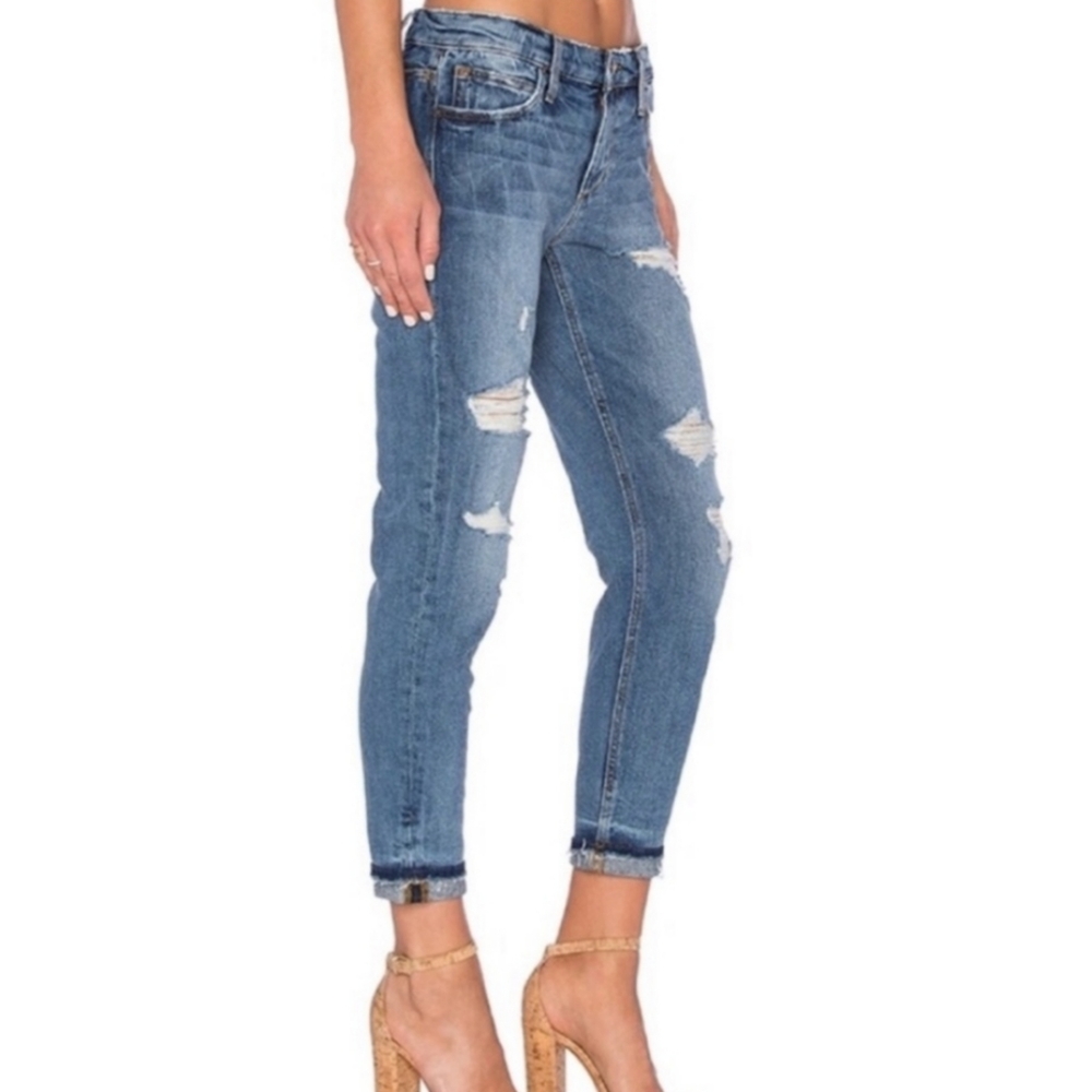 Joe's | Billie Crop Distressed Boyfriend Slim 31